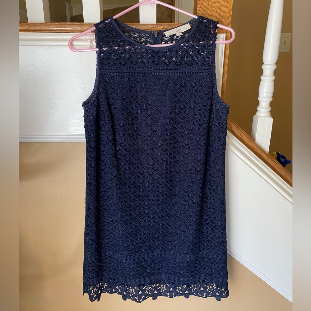 Ann Taylor LOFT Petite Navy Blue Fan Lace Sleeveless Shift Dress